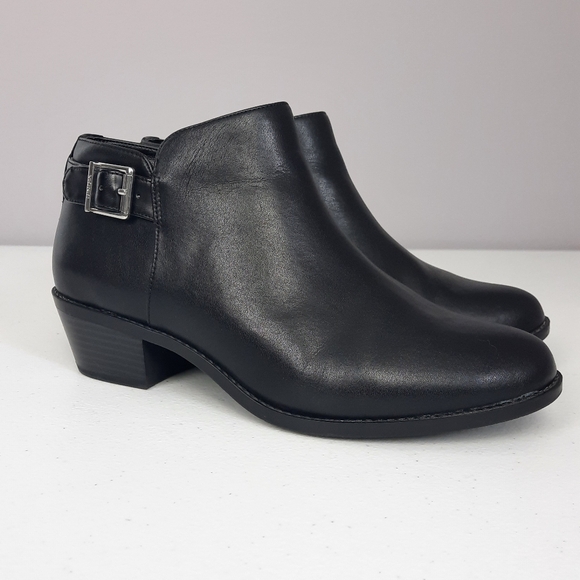 Vionic Millie WIDE Black Leather Silver Buckle Round Toe Ankle Boots size 9 - Picture 1 of 14
